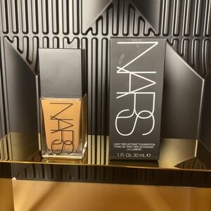 NARS Light Reflecting Foundation Sahel Medium 2.5